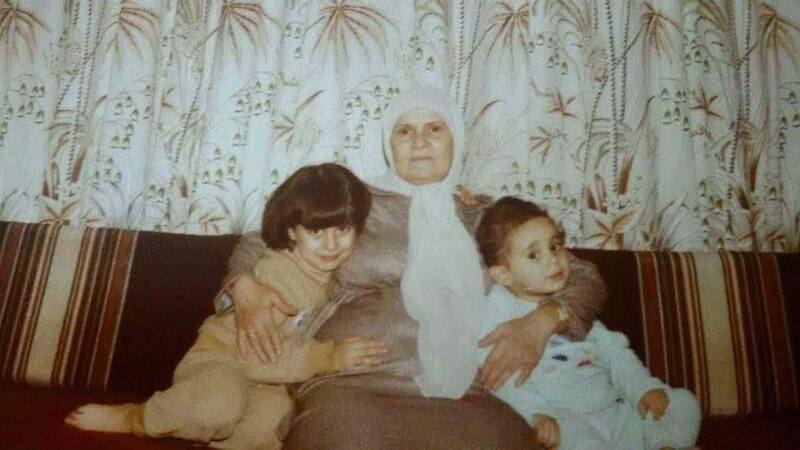 ليلاس و جدتها في دمشق